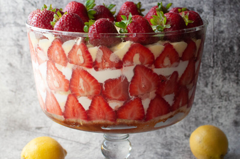 Strawberry Lemonade Trifle